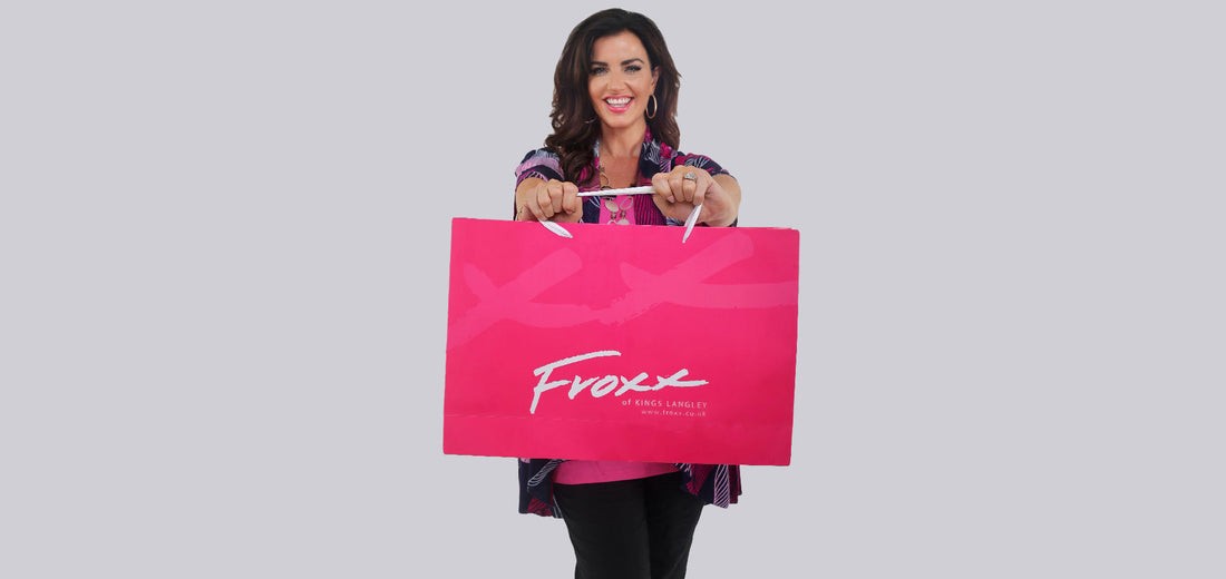 How to Dress for an Outdoor Wedding