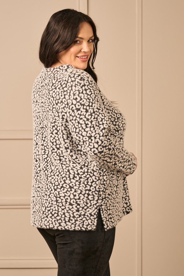 Mona Lisa fluffy knit top - Black/White