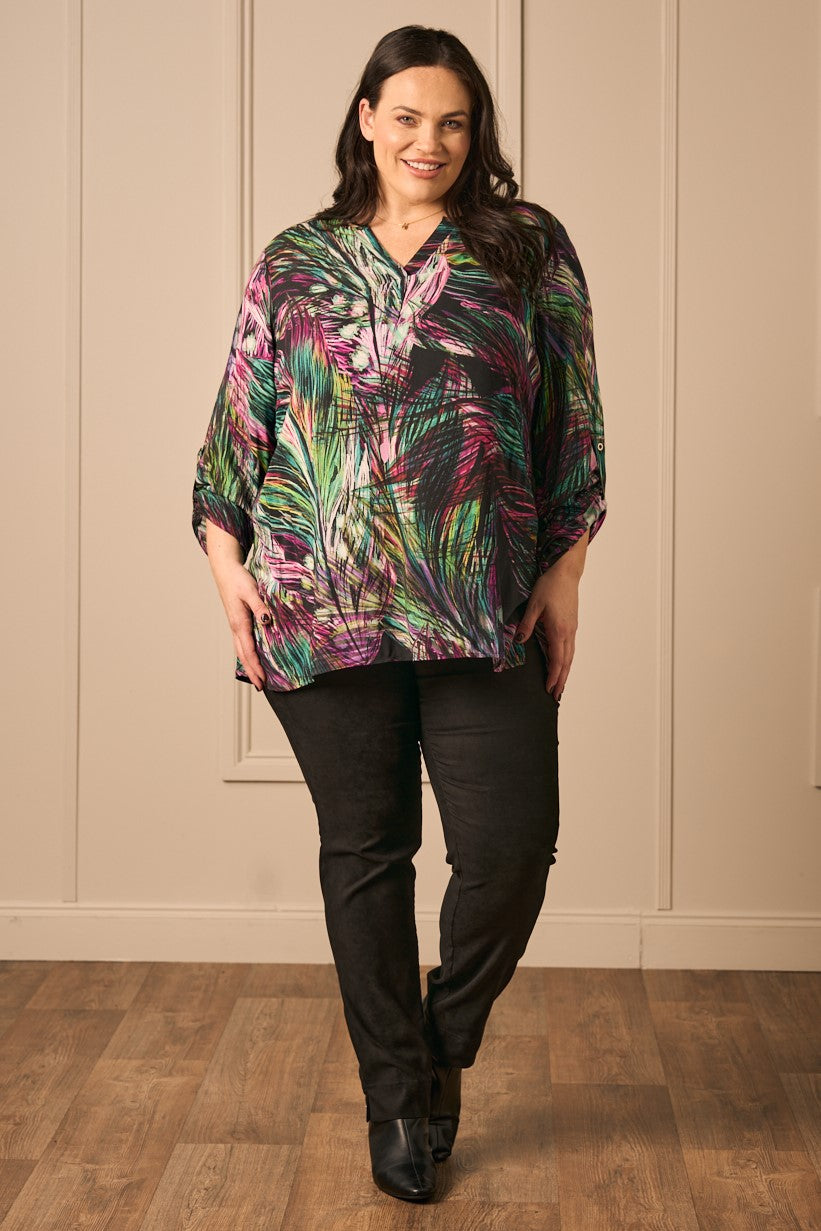 Our gorgeous new model Zhana Paton is wearing Doris Streich Scribble tunic in multicolours for plus size specialists Froxx Clothing